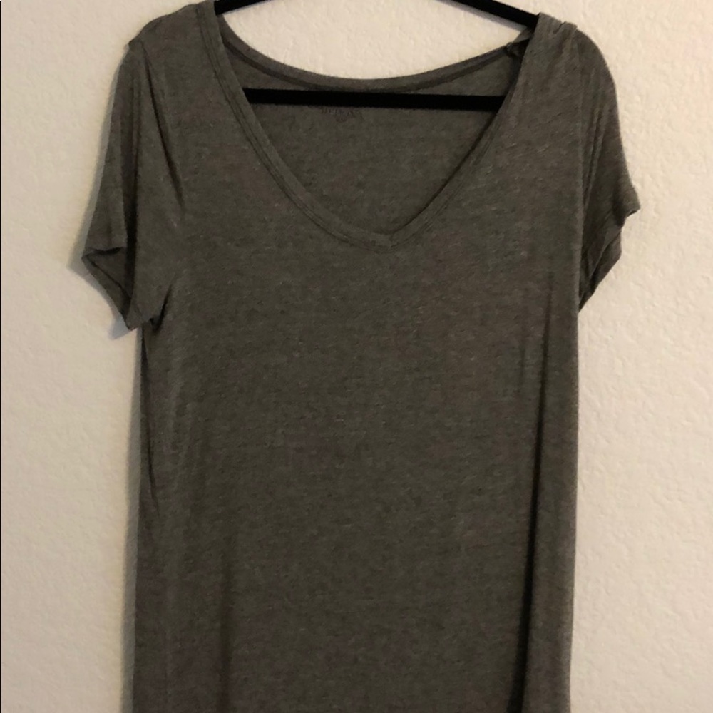 Merona gray v neck